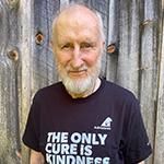 占士·康維爾（James Cromwell)